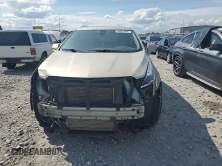 2017 Cadillac XT5 Luxury FWD z VIN 1GYKNBRS9HZ121914, wystawiony jako Copart lot #56901985 z przebiegiem 81 017 mil mil oraz Szkoda całkowita • Salvage title. Historia ofert i sprzedaży dostępna na DreamBid. Obrazek 5.
