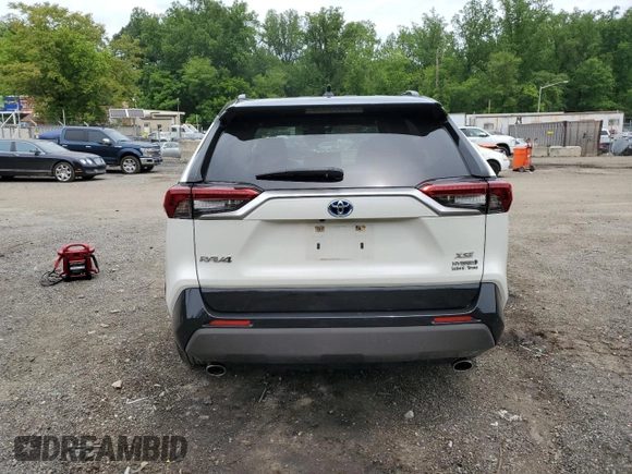 2019 Toyota RAV4 Hybrid XSE with VIN JTMEWRFV4KJ004433, listed as a Copart auction lot 58400445 with 101,108 mi miles and Salvage title. Bid and sale history available at DreamBid. Image 6.