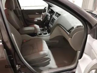 2015 GMC Acadia SLE with VIN 1GKKVPKD3FJ260077, listed as a IAAI auction lot 41739145 with 124,633 mi miles. Bid and sale history available at carsss.com. Image 5.