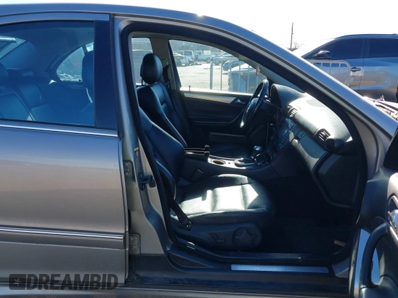 2005 Mercedes-Benz C 230 Kompressor with VIN WDBRF40J65F640304, listed as a IAAI auction lot 41331344 with 126,574 mi miles and . Bid and sale history available at DreamBid. Image 5.