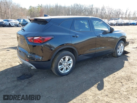 2021 Chevrolet Blazer LT z VIN 3GNKBCRS3MS565308, wystawiony jako IAAI lot #41675966 z przebiegiem 76 588 mil mil oraz . Historia ofert i sprzedaży dostępna na DreamBid. Obrazek 4.