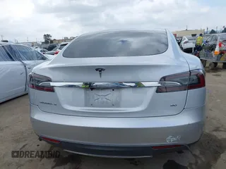 2013 Tesla Model S with VIN 5YJSA1DG7DFP11382, listed as a IAAI auction lot 42056169 with 126,975 mi miles. Bid and sale history available at carsss.com. Image 16.