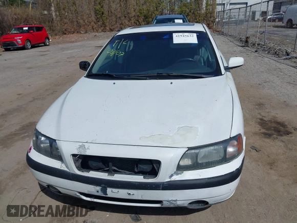 2004 Volvo S60 with VIN YV1RS61T642380706, listed as a IAAI auction lot 41945632 with Not provided miles and . Bid and sale history available at DreamBid. Image 11.