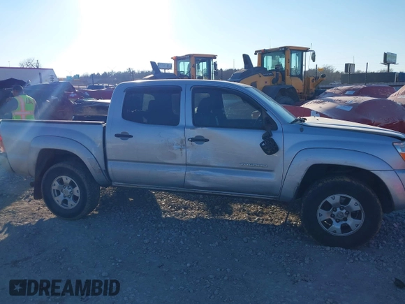 2008 Toyota Tacoma PreRunner with VIN 3TMJU62N38M062716, listed as a IAAI auction lot 41275247 with 234,768 mi miles. Bid and sale history available at carsss.com. Image 13.