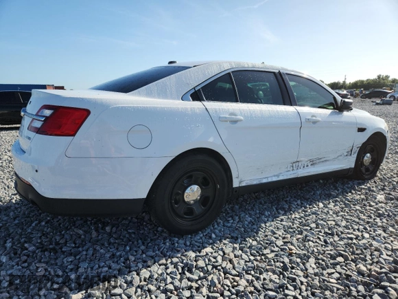 2016 Ford Police Interceptor with VIN 1FAHP2MK0GG102427, listed as a Copart auction lot 58911285 with 113,598 mi miles and Non repairable. Bid and sale history available at DreamBid. Image 3.