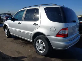 2004 Mercedes-Benz M-Class 3.5L with VIN 4JGAB57EX4A496112, listed as a IAAI auction lot 41383720 with 85,505 mi miles. Bid and sale history available at carsss.com. Image 3.