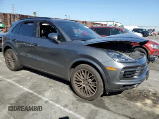 2020 Porsche Cayenne с VIN WP1AA2AY3LDA03715, выставлен на аукционе Copart как лот 46690475 с пробегом Не указан миль и Списание • Salvage title. История ставок и продаж доступна на DreamBid. Изображение 4.