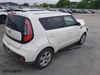 2017 Kia Soul with VIN KNDJN2A23H7457020, listed as a IAAI auction lot 41933705 with 80,887 mi miles. Bid and sale history available at carsss.com. Image 4.