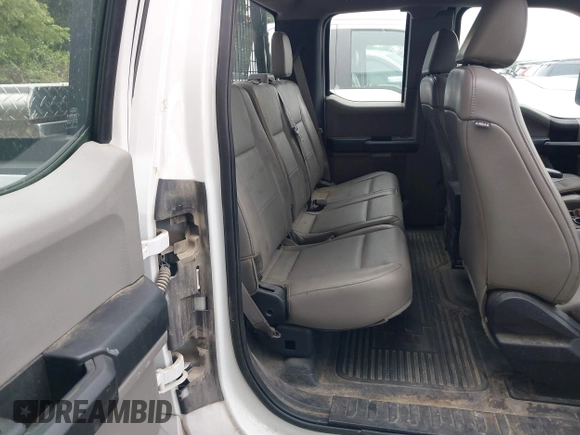 2018 Ford F-250 XL с VIN 1FT7X2A60JEC48083, выставлен на аукционе IAAI как лот 42175872 с пробегом 213 705 миль миль и . История ставок и продаж доступна на DreamBid. Изображение 8.