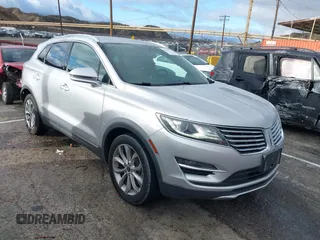 2015 Lincoln MKC with VIN 5LMCJ1A93FUJ13464, listed as a IAAI auction lot 41567183 with 108,938 mi miles. Bid and sale history available at carsss.com. Image 1.