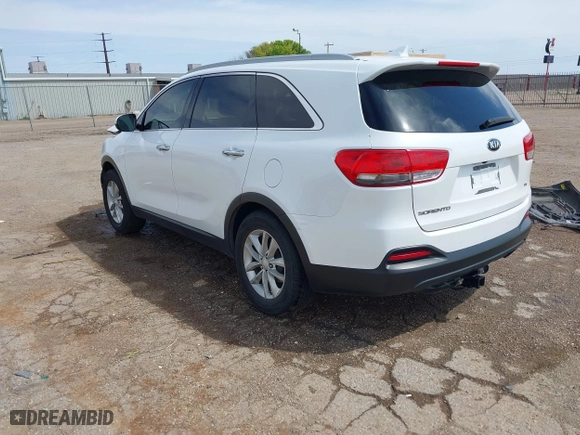 2016 Kia Sorento LX with VIN 5XYPG4A51GG023545, listed as a IAAI auction lot 41923123 with 168,438 mi miles. Bid and sale history available at carsss.com. Image 2.