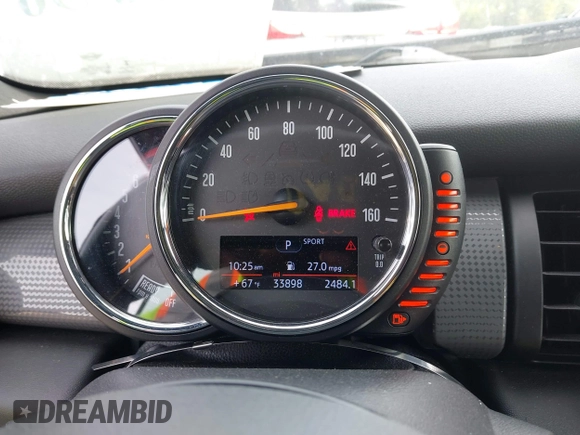 2016 MINI Convertible с VIN WMWWG5C53G3C19327, выставлен на аукционе IAAI как лот 42030590 с пробегом 33 898 миль миль и . История ставок и продаж доступна на DreamBid. Изображение 7.