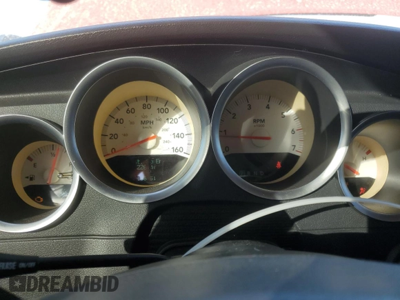 2005 Dodge Magnum RT with VIN 2D8GV582X5H124753, listed as a Copart auction lot 81355944 with 136,951 mi miles and Salvage Title. Bid and sale history available at DreamBid. Image 9.