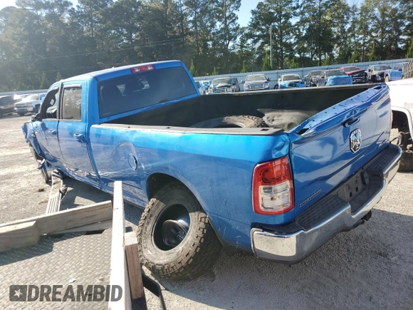 2022 Ram 3500 SLT with VIN 3C63R3HL3NG119609, listed as a Copart auction lot 76263734 with 193,448 mi miles and Salvage Title. Bid and sale history available at carsss.com. Image 2.