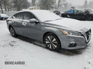 2019 Nissan Altima SL with VIN 1N4BL4EW2KC187270, listed as a Copart auction lot 45157335 with 66,400 mi miles and Salvage Title. Bid and sale history available at DreamBid. Image 4.