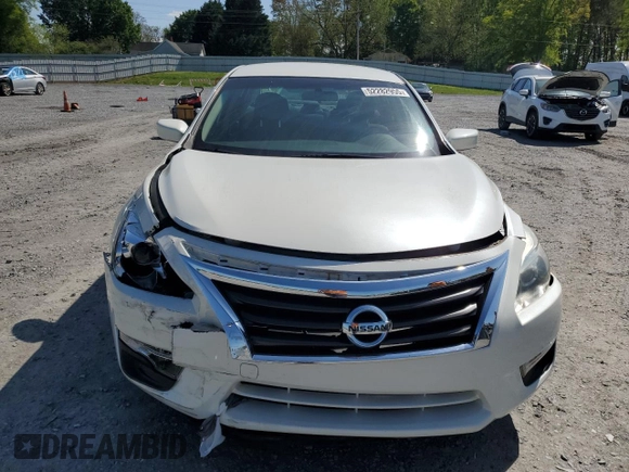 2015 Nissan Altima 2.5 S with VIN 1N4AL3AP0FC409685, listed as a Copart auction lot 52282955 with 69,367 mi miles and Salvage Title. Bid and sale history available at carsss.com. Image 5.