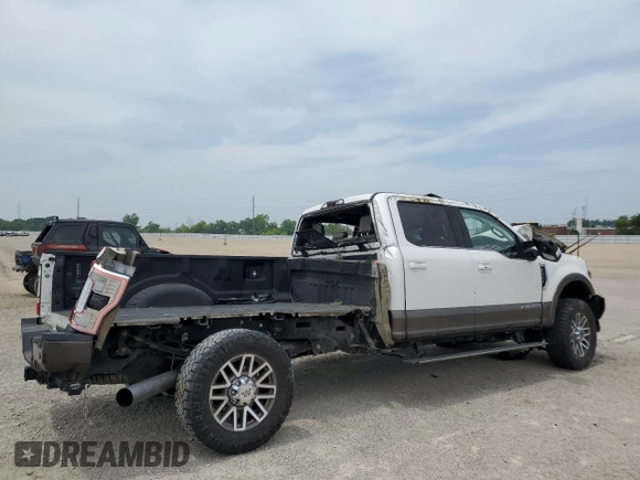 2017 Ford F-350 Platinum z VIN 1FT8W3BT6HEE91411, wystawiony jako Copart lot #60792275 z przebiegiem 131 786 mil mil oraz Szkoda całkowita • Salvage title. Historia ofert i sprzedaży dostępna na DreamBid. Obrazek 3.