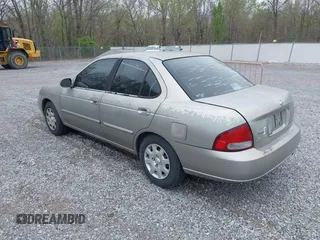 2002 Nissan Sentra GXE z VIN 3N1CB51D32L610845, wystawiony jako IAAI lot #41897848 z przebiegiem 118 472 mil mil oraz . Historia ofert i sprzedaży dostępna na DreamBid. Obrazek 3.
