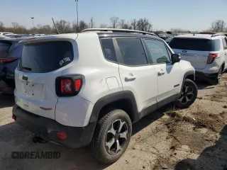 2020 Jeep Renegade Trailhawk with VIN ZACNJBC19LPL09240, listed as a Copart auction lot 52803075 with 70,698 mi miles and Non repairable. Bid and sale history available at DreamBid. Image 3.