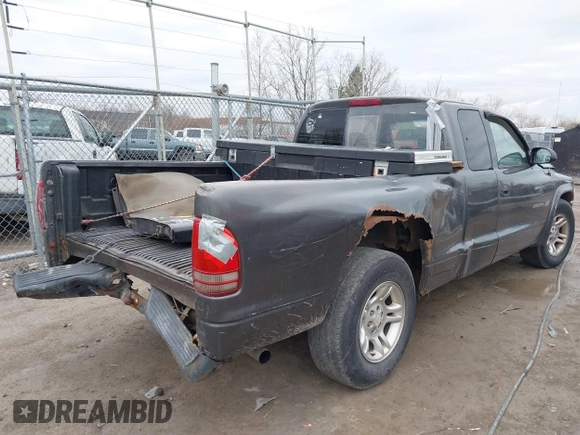 2002 Dodge Dakota with VIN 1B7GL12X22S644306, listed as a IAAI auction lot 41826999 with 198,069 mi miles and . Bid and sale history available at carsss.com. Image 4.