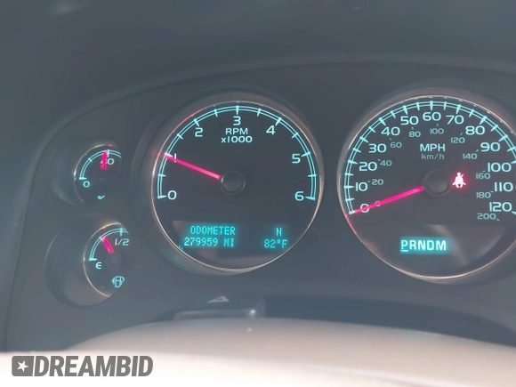 2012 Chevrolet Tahoe LT with VIN 1GNSCBE00CR105259, listed as a IAAI auction lot 42190925 with Not provided miles and . Bid and sale history available at DreamBid. Image 15.