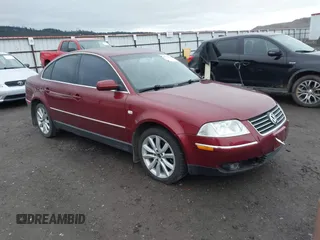 2003 Volkswagen Passat GLX z VIN WVWRH63B33P045574, wystawiony jako IAAI lot #41778657 z przebiegiem 128 138 mil mil oraz . Historia ofert i sprzedaży dostępna na DreamBid. Obrazek 1.