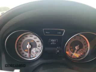2014 Mercedes-Benz CLA 250 z VIN WDDSJ4GB4EN135521, wystawiony jako Copart lot #59529145 z przebiegiem 221 517 mil mil oraz Szkoda całkowita • Salvage title. Historia ofert i sprzedaży dostępna na DreamBid. Obrazek 9.