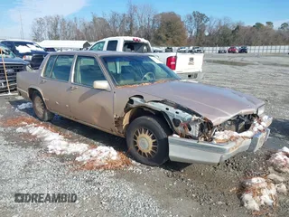 1991 Cadillac DeVille z VIN 1G6CD53B1M4306363, wystawiony jako IAAI lot #41413988 z przebiegiem 40 893 mil mil oraz . Historia ofert i sprzedaży dostępna na DreamBid. Obrazek 1.