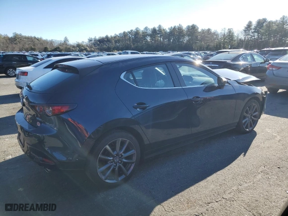 2021 Mazda Mazda3 Hatchback Select with VIN JM1BPBKL4M1346396, listed as a Copart auction lot 41440305 with 0 mi miles and Salvage Title. Bid and sale history available at carsss.com. Image 3.