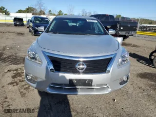 2013 Nissan Altima 2.5 SV with VIN 1N4AL3AP9DC102111, listed as a Copart auction lot 52019565 with 146,794 mi miles and Salvage Title. Bid and sale history available at carsss.com. Image 5.