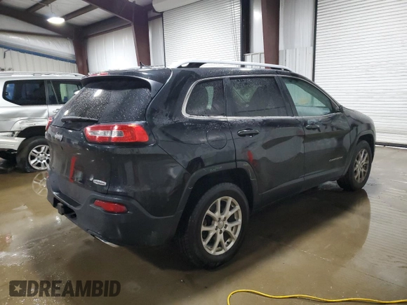 2015 Jeep Cherokee Latitude z VIN 1C4PJMCS8FW578532, wystawiony jako Copart lot #56816125 z przebiegiem 108 423 mil mil oraz Szkoda całkowita • Salvage title. Historia ofert i sprzedaży dostępna na DreamBid. Obrazek 3.