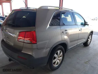 2011 Kia Sorento LX with VIN 5XYKT4A12BG180321, listed as a IAAI auction lot 41942489 with 241,345 mi miles. Bid and sale history available at carsss.com. Image 4.