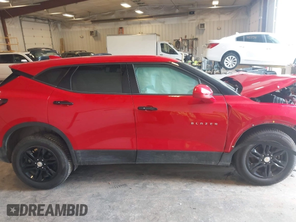 2020 Chevrolet Blazer LT with VIN 3GNKBCRS4LS669773, listed as a IAAI auction lot 42270003 with Not provided miles and . Bid and sale history available at DreamBid. Image 13.