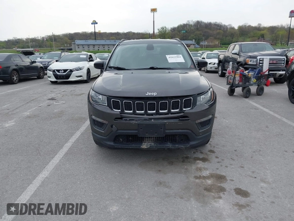 2018 Jeep Compass Sport с VIN 3C4NJCAB9JT489149, выставлен на аукционе IAAI как лот 42025904 с пробегом 87 099 миль миль и . История ставок и продаж доступна на DreamBid. Изображение 12.