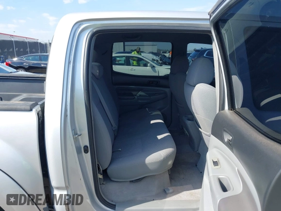2007 Toyota Tacoma with VIN 3TMLU42N37M011891, listed as a IAAI auction lot 41662957 with 273,821 mi miles and . Bid and sale history available at DreamBid. Image 8.
