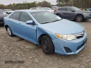 2012 Toyota Camry L z VIN 4T4BF1FK3CR212203, wystawiony jako IAAI lot #41915926 z przebiegiem 117 070 mil mil oraz . Historia ofert i sprzedaży dostępna na DreamBid. Obrazek 1.