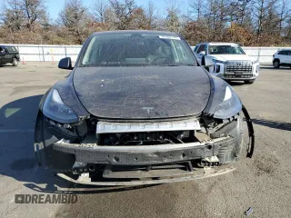 2022 Tesla Model Y Performance z VIN 7SAYGDEF5NF338301, wystawiony jako Copart lot #78189114 z przebiegiem 55 881 mil mil oraz Szkody całkowita. Historia ofert i sprzedaży dostępna na DreamBid. Obrazek 5.