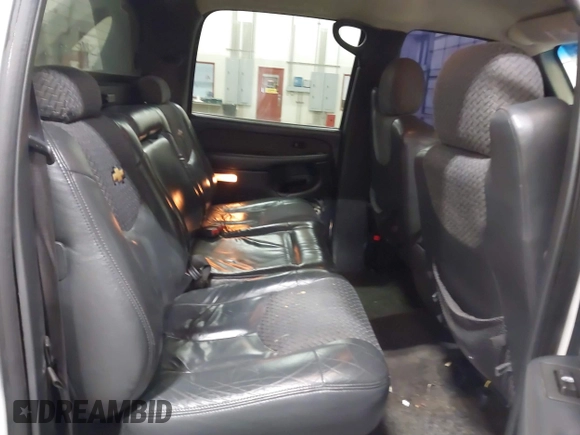 2002 Chevrolet Avalanche z VIN 3GNEC13T92G131605, wystawiony jako IAAI lot #41481400 z przebiegiem Nie podano mil oraz . Historia ofert i sprzedaży dostępna na DreamBid. Obrazek 8.
