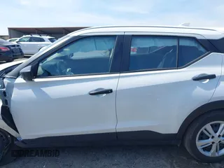 2024 Nissan Kicks S with VIN 3N1CP5BV8RL534588, listed as a IAAI auction lot 41832330 with 8,811 mi miles and . Bid and sale history available at carsss.com. Image 14.