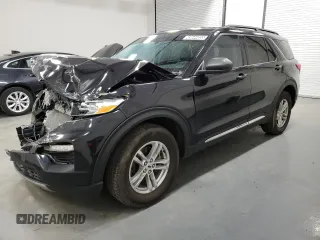 2024 Ford Explorer XLT with VIN 1FMSK8DH0RGA30729, listed as a Copart auction lot 49644855 with 31,806 mi miles and Salvage Title. Bid and sale history available at carsss.com. Image 1.