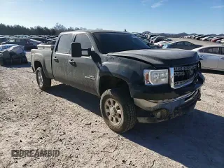 2009 GMC Sierra 2500HD SLT z VIN 1GTHK63639F186370, wystawiony jako Copart lot #46929955 z przebiegiem 268 663 mil mil oraz Szkoda całkowita • Salvage title. Historia ofert i sprzedaży dostępna na DreamBid. Obrazek 10.
