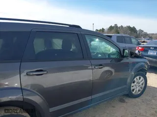 2019 Dodge Journey SE Value Pkg with VIN 3C4PDCAB3KT746839, listed as a IAAI auction lot 41598877 with 150,600 mi miles. Bid and sale history available at carsss.com. Image 14.