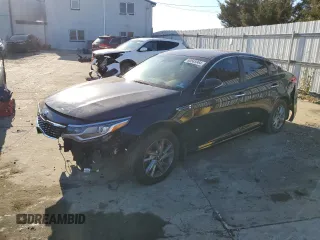 2019 Kia Optima LX z VIN 5XXGT4L30KG308645, wystawiony jako Copart lot #80585964 z przebiegiem 120 090 mil mil oraz Szkoda całkowita • Salvage title. Historia ofert i sprzedaży dostępna na DreamBid. Obrazek 1.