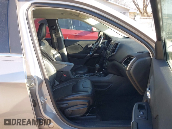 2019 Jeep Cherokee Latitude Plus с VIN 1C4PJMLX1KD126391, выставлен на аукционе IAAI как лот 41718079 с пробегом 119 141 миль миль и . История ставок и продаж доступна на DreamBid. Изображение 5.