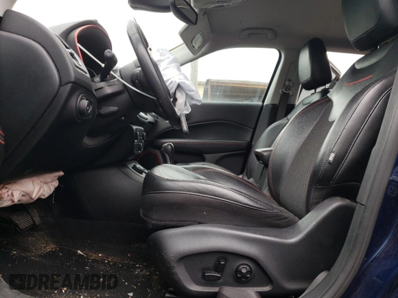 2019 Jeep Compass Trailhawk with VIN 3C4NJDDB2KT597762, listed as a Copart auction lot 53134575 with 85,119 mi miles and Salvage Title. Bid and sale history available at carsss.com. Image 7.
