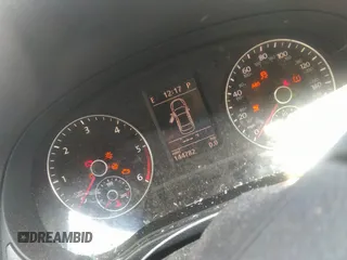 2012 Volkswagen Passat SE z VIN 1VWBN7A30CC073400, wystawiony jako IAAI lot #42284473 z przebiegiem 144 782 mil mil oraz . Historia ofert i sprzedaży dostępna na DreamBid. Obrazek 7.