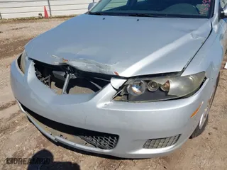 2007 Mazda Mazda6 i Sport VE with VIN 1YVHP80C275M47699, listed as a IAAI auction lot 41639265 with 206,610 mi miles. Bid and sale history available at carsss.com. Image 6.
