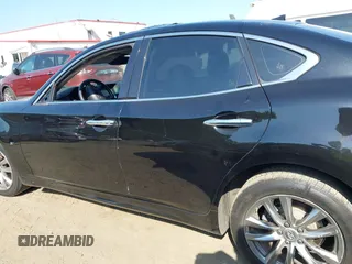 2015 Infiniti Q70 с VIN JN1BY1AR2FM560837, выставлен на аукционе IAAI как лот 42577382 с пробегом 145 507 миль миль и . История ставок и продаж доступна на DreamBid. Изображение 14.