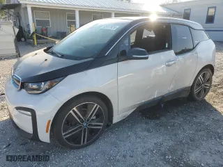 2021 BMW i3 with VIN WBY8P2C03M7H98241, listed as a Copart auction lot 82617824 with 0 mi miles and Salvage Title. Bid and sale history available at carsss.com. Image 1.