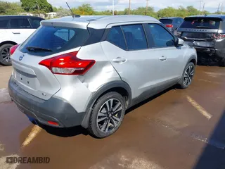 2018 Nissan Kicks SV with VIN 3N1CP5CU2JL527470, listed as a IAAI auction lot 41503614 with 26,732 mi miles. Bid and sale history available at carsss.com. Image 4.